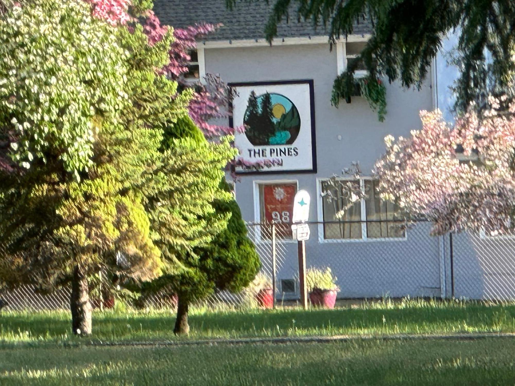 The Pines Inn And Cottages Grass Valley Buitenkant foto