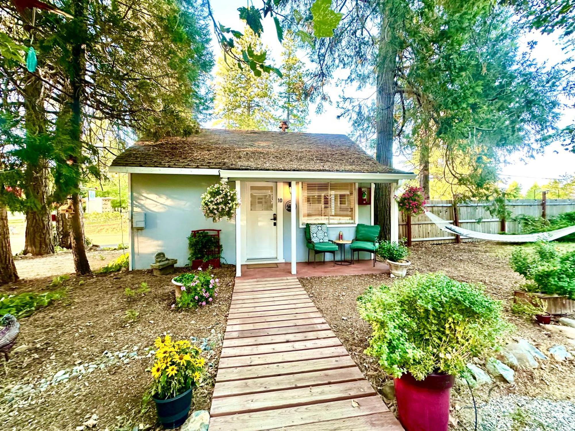 The Pines Inn And Cottages Grass Valley Buitenkant foto