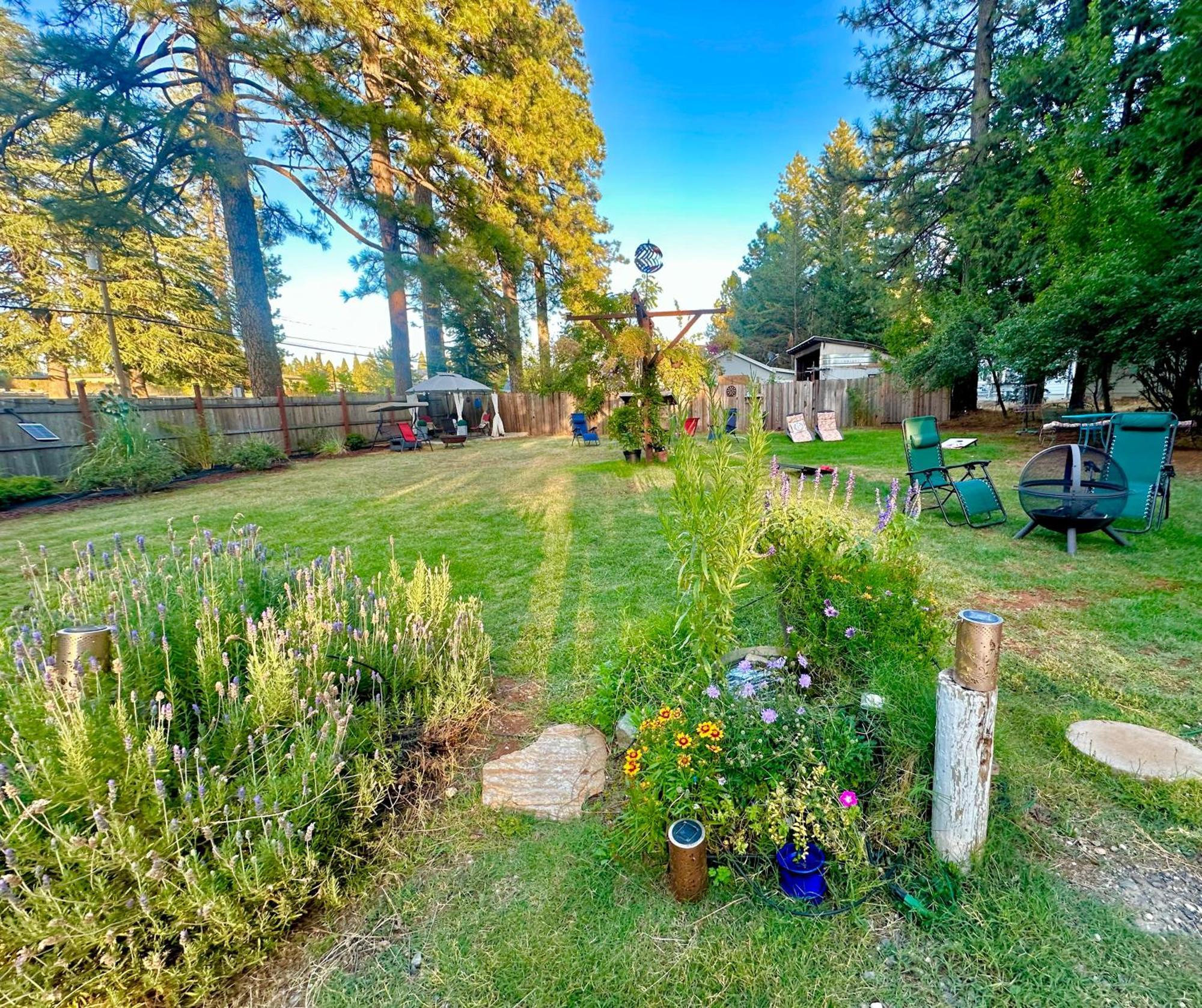 The Pines Inn And Cottages Grass Valley Buitenkant foto